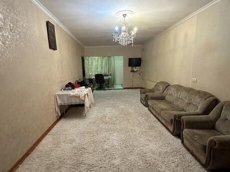 Elan №6408234 - Bakı, Elmlər Akademiyası m., 3 otaqlı, 120 m², 2/2 mərtəbə