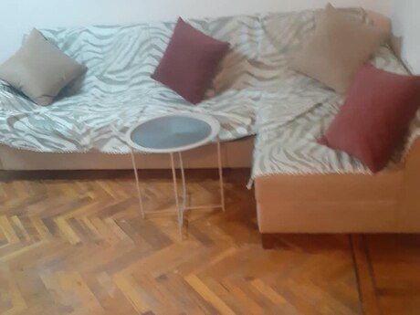 Kirayə 2 otaqlı mənzil, 44 m², Elmlər Akademiyası: 648 ₼/ay 3