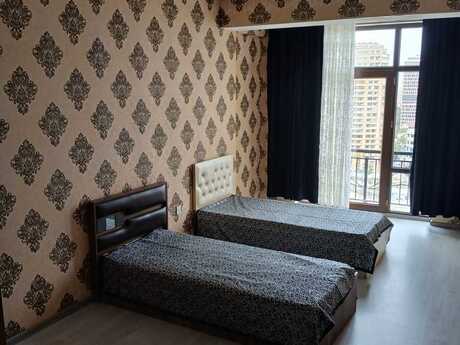 Аренда: 2-комнатная квартира, 73 м², 28 May: 800 ₼/мес 2