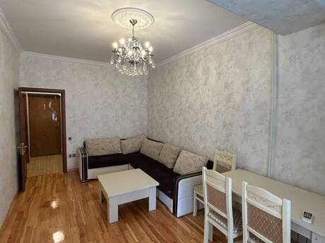 Kirayə 2 otaqlı mənzil, 50 m², Nəriman Nərimanov: 700 ₼/ay 2