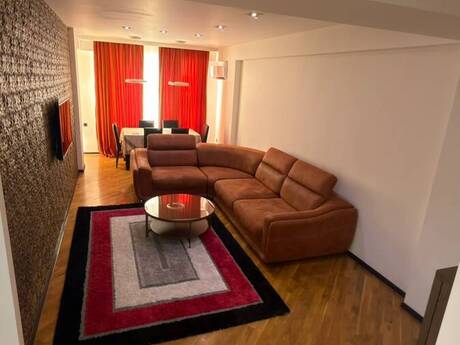 Elan №6408824 - Bakı, İnşaatçılar m., 3 otaqlı, 125 m², 17/21 mərtəbə