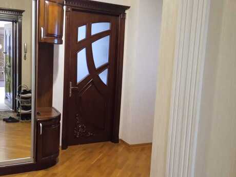 Elan №6408399 - Bakı, Xalqlar Dostluğu m., 2 otaqlı, 80 m², 5/12 mərtəbə