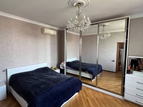 6 otaqlı həyət evi, 280 m², Zabrat: 230 000 ₼ 2