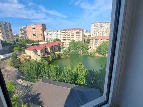3-комнатная квартира, 180 м², İnşaatçılar: 370 000 ₼ 5