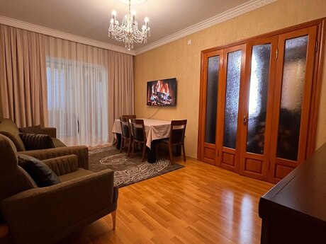 2 otaq · 56 m² · 7/9 mərtəbə, Gənclik