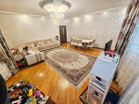 2-room apartment, 105 m², Neftçilər: 246 000 ₼ 3