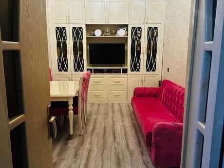 Elan №6408681 - Bakı, Sahil m., 2 otaqlı, 60 m², 2/3 mərtəbə