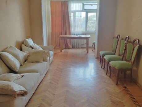 3-room apartment, 75 m², 8-ci mikrorayon: 195 000 ₼ 2