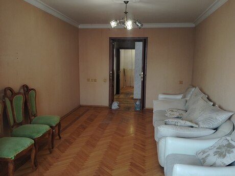 3-room apartment, 75 m², 8-ci mikrorayon: 195 000 ₼ 3