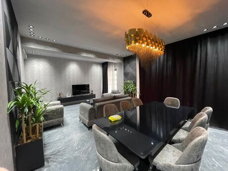 Kirayə 3 otaqlı mənzil, 157 m², Ağ şəhər: 3 400 ₼/ay 5