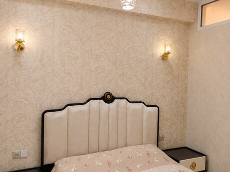 2-room apartment for rent, 72 m², Şah İsmayıl Xətai: 900 ₼/mo 3