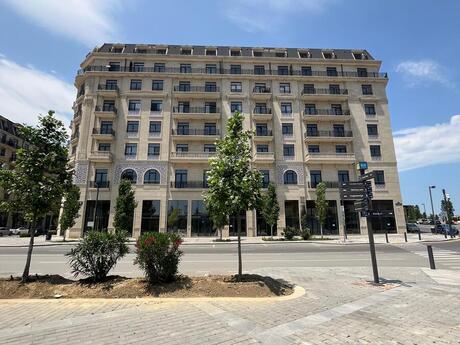 Elan №6408874 - Bakı, Ağ şəhər q., 5 otaqlı, 213.6 m², 6/8 mərtəbə