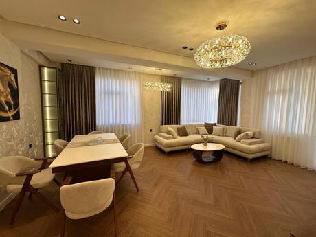 3 otaqlı mənzil, 122 m², Gənclik: 459 000 ₼ 2