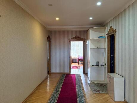 Kirayə 3 otaqlı mənzil, 165 m², İnşaatçılar: 900 ₼/ay 2