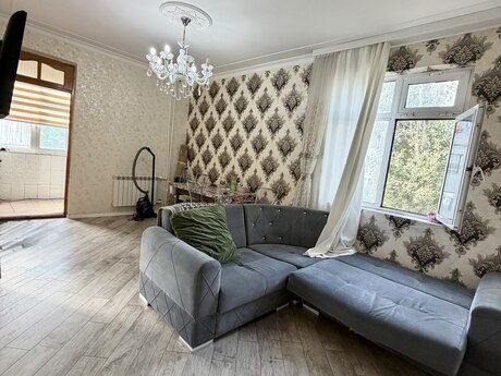 3 otaq · 55 m² · 4/5 mərtəbə, Memar Əcəmi