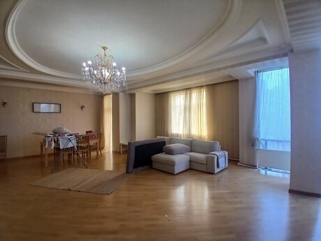 3-room apartment, 167 m², 28 May: 480 000 ₼ 2