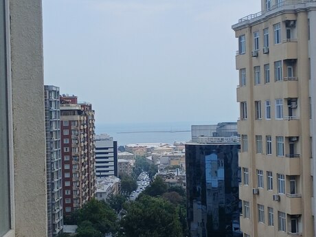 3-room apartment, 167 m², 28 May: 480 000 ₼ 3