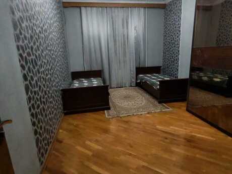 Аренда: 4-комнатная квартира, 175 м², Azadlıq Prospekti: 1 200 ₼/мес 3