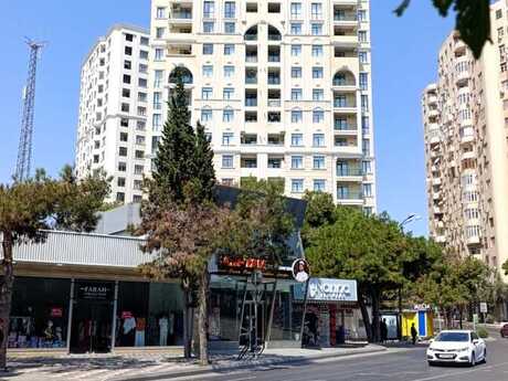 3 otaq · 96 m² · 11/17 mərtəbə, Azadlıq Prospekti