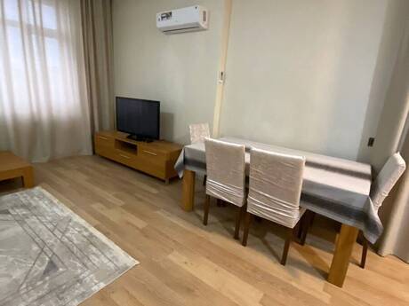 Kirayə 2 otaqlı mənzil, 70 m², Gənclik: 1 100 ₼/ay 2