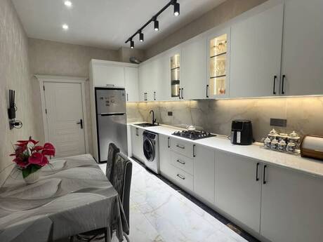 Elan №6409032 - Bakı, Qara Qarayev m., 2 otaqlı, 85 m², 3/14 mərtəbə