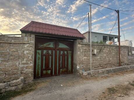 9 otaqlı həyət evi, 220 m², Binə: 130 000 ₼ 2