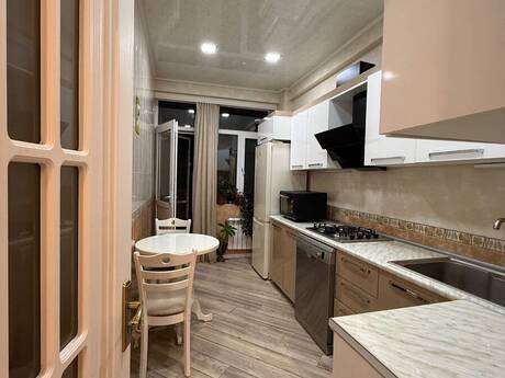 Elan №6409084 - Bakı, Memar Əcəmi m., 2 otaqlı, 60 m², 7/17 mərtəbə