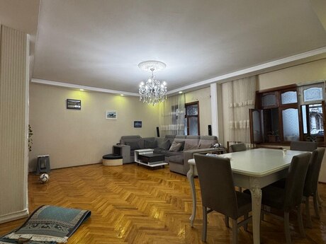 Объявление №6408987 - Баку, пос. Ени Ясамал, 5-комн., 130 м², 3/9 этаж