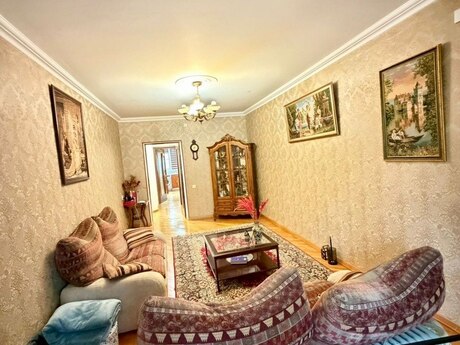 Объявление №6409105 - Баку, м. Гянджлик, 2-комн., 65 м², 2/5 этаж