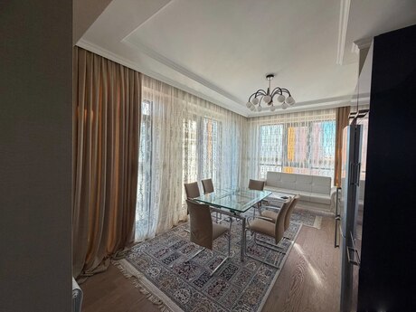 Elan №6409111 - Bakı, Memar Əcəmi m., 3 otaqlı, 76 m², 16/17 mərtəbə