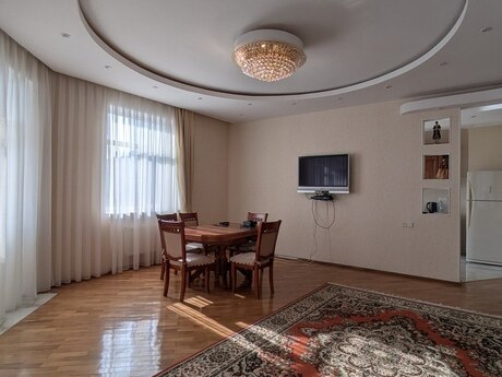 Kirayə 3 otaqlı mənzil, 150 m², Nizami: 1 100 ₼/ay 5