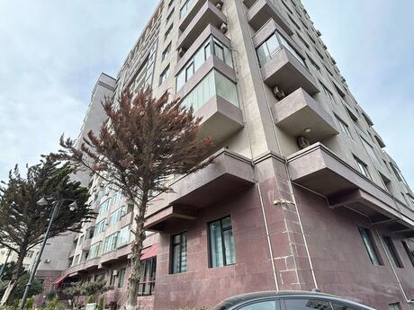 3 otaq · 151 m² · 7/18 mərtəbə, Gənclik