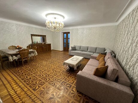 Kirayə 3 otaqlı mənzil, 106 m², İçəri Şəhər: 80 ₼/ay 4