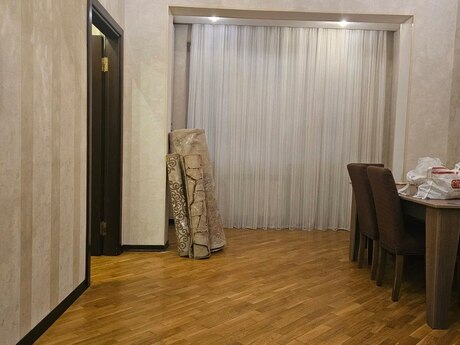 Аренда: 3-комнатная квартира, 70 м², Memar Əcəmi: 700 ₼/мес 2