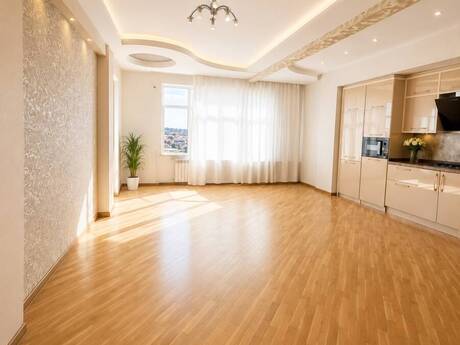 3-room apartment, 100 m², Badamdar: 283 000 ₼ 2