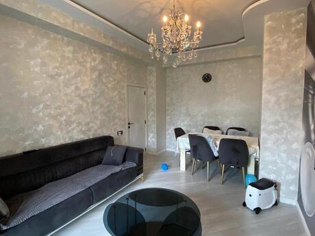 3 otaqlı mənzil, 81 m², 8-ci mikrorayon: 250 000 ₼ 3