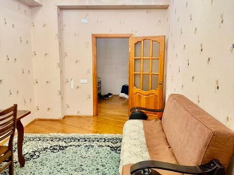 Kirayə 3 otaqlı mənzil, 100 m², İnşaatçılar: 750 ₼/ay 2
