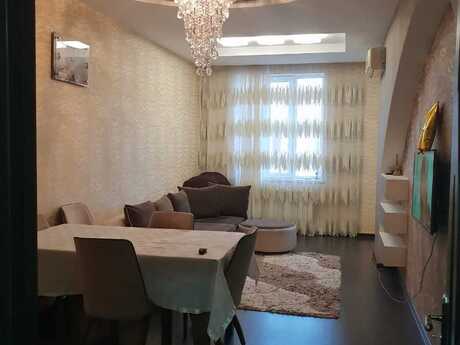 Elan №6409320 - Bakı, Badamdar q., 2 otaqlı, 70 m², 12/15 mərtəbə