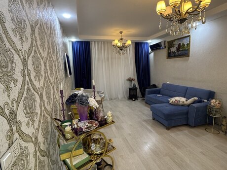 3 otaqlı mənzil, 92 m², Bakıxanov: 175 000 ₼ 2