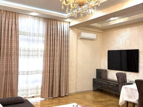 Elan №6409311 - Bakı, Nəsimi r., 3 otaqlı, 130 m², 8/17 mərtəbə