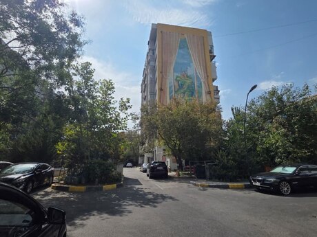 4 otaq · 130 m² · 2/10 mərtəbə, Nəriman Nərimanov