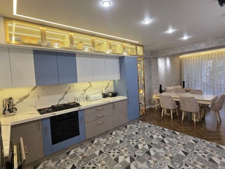 4 otaqlı mənzil, 130 m², Nəriman Nərimanov: 375 000 ₼ 3