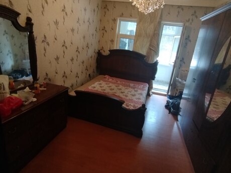3-room apartment for rent, 115 m², Həzi Aslanov: 135 ₼/mo 2