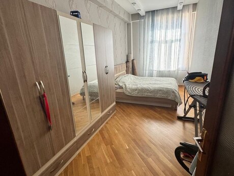 Аренда: 4-комнатная квартира, 145 м², İnşaatçılar: 1 200 ₼/мес 4