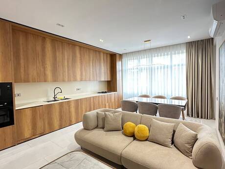 3 otaqlı mənzil, 118 m², 28 May: 418 000 ₼ 2