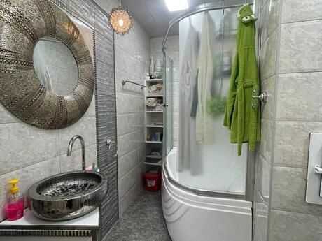3 otaqlı mənzil, 121 m², Elmlər Akademiyası: 319 000 ₼ 2