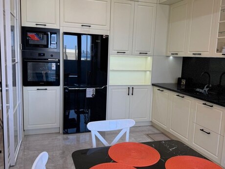 2-room apartment, 92 m², Kristal Towers: 450 000 ₼ 2