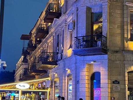 Elan №6409559 - Bakı, Sahil m., 3 otaqlı, 90 m², 3/3 mərtəbə