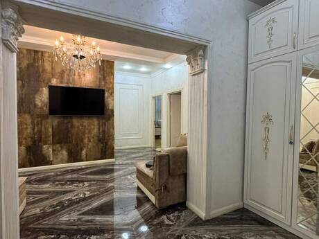 4 otaqlı mənzil, 156 m², Bakıxanov: 455 000 ₼ 4