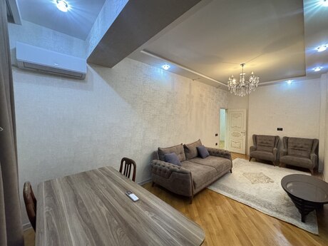 Kirayə 2 otaqlı mənzil, 90 m², Memar Əcəmi: 700 ₼/ay 2